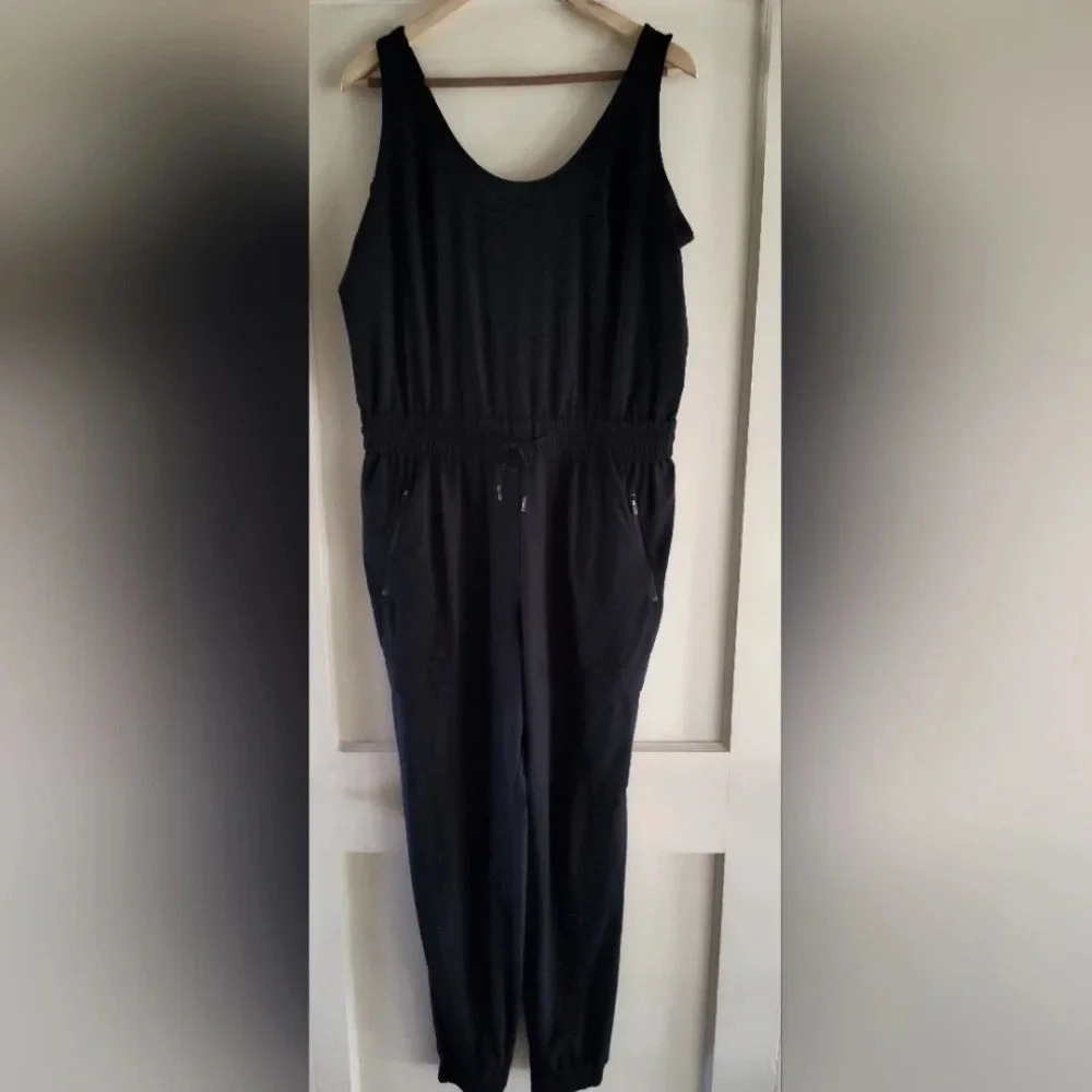 Women's Black Sleeveless Cargo Jumpsuit Romper Onesie | Elastic Waist| Size Lg - Picture 1 of 6